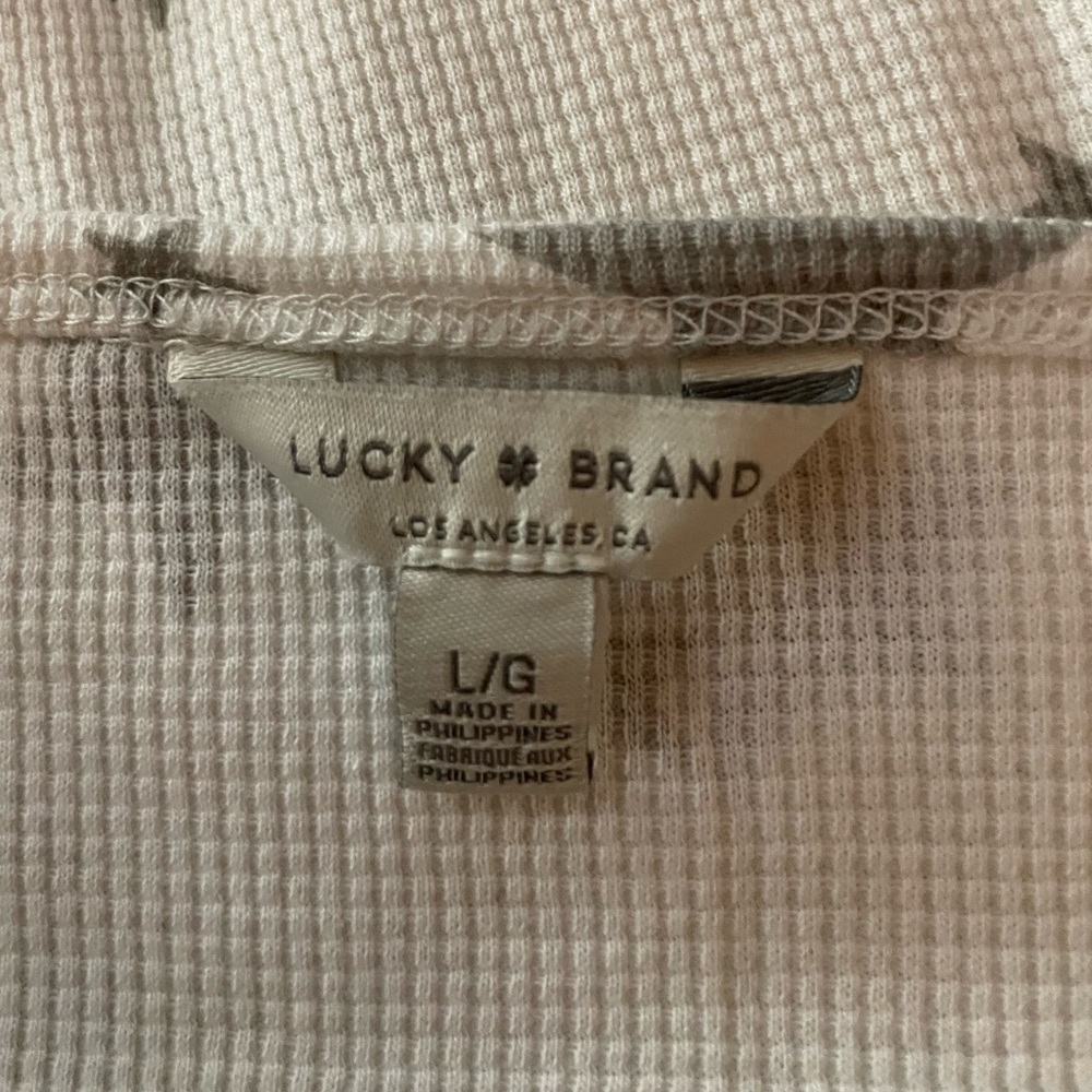 Lucky Brand Thermal Long Sleeve Top w/Gray Stars - XL - Picture 6 of 7